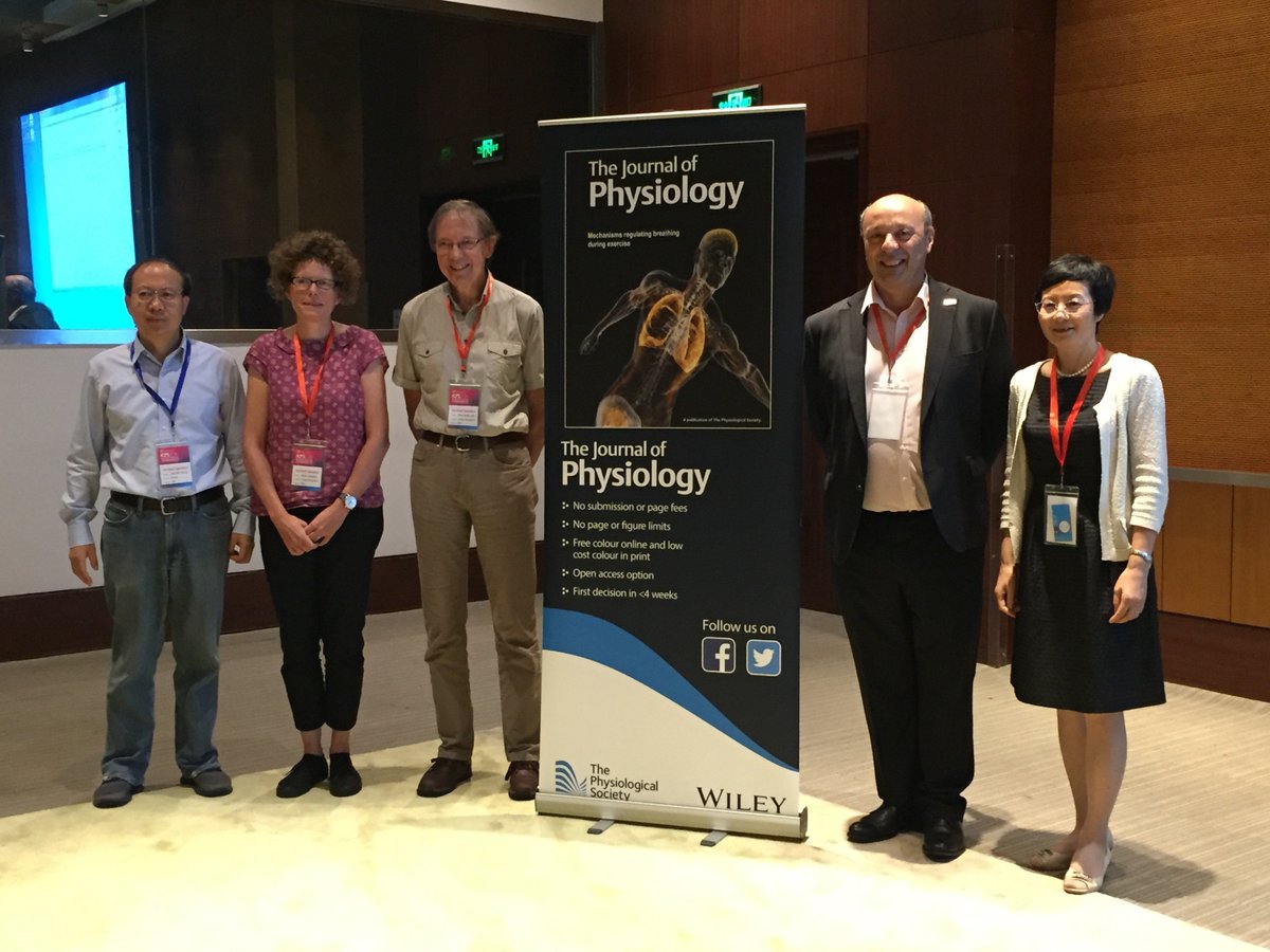 JPhysiol's tweet photo. JP are in China for the International Conference of Physiological Sciences! With @SallyHowells @NicolasBT & @jphysiol_eic #ICPS2016 #CAPS https://t.co/APUSCWqiZg