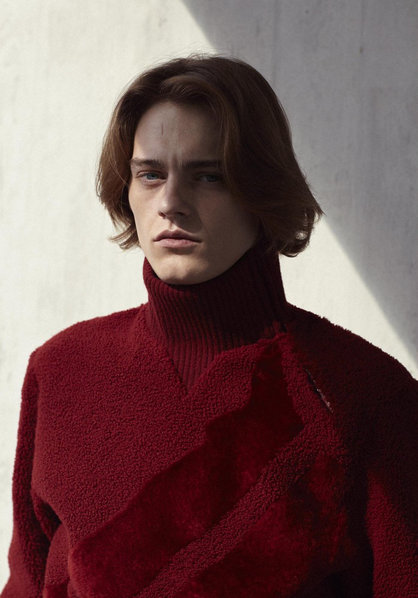 ShotviewBerlin's tweet photo. CAMILLA ARMBRUST #photography & ALINA BRANDT #casting c/o #creartvt for Z Magazine // NZZ! #model #marcusarlien #editorial @ShotviewBerlin https://t.co/sWWkAQA1eK