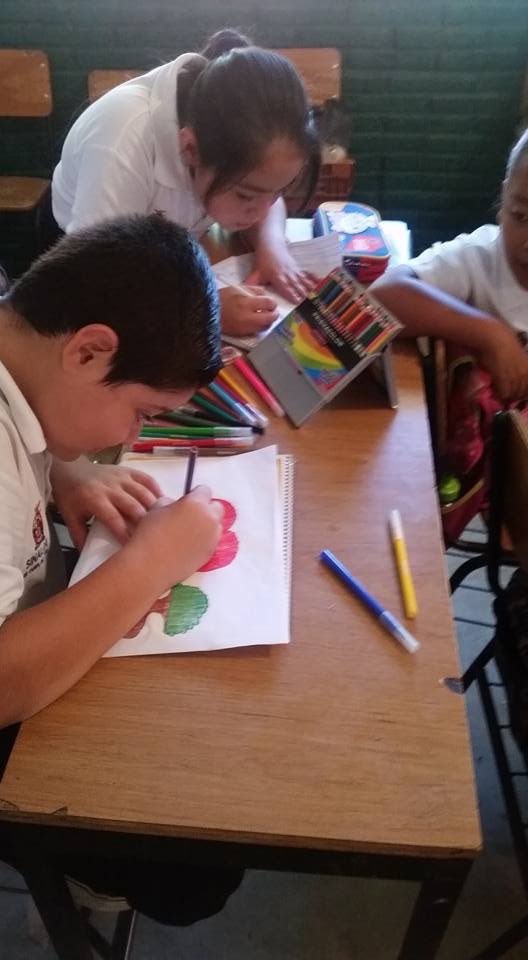 Prevencion_Sin's tweet photo. Niños de los 18 municipios de #Sinaloa participan en el concurso de dibujo #ColoresYValores #ValorArte #Prevención @gobsinaloa https://t.co/V3PcvvNEe8