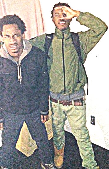 savaveli2016's tweet photo. me nd bro @Es_Shellz #savaveli #eastsideshellz #bnb https://t.co/A7sv1tJs5r