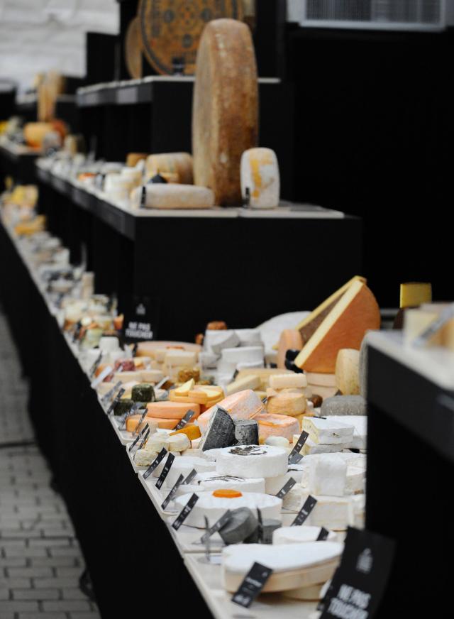 boitedufromager's tweet image. Beau record du Monde des Frères Marchand ! Bravo :)
#fromage
#ilovecheese
ouest-france.fr/regions/lorrai…