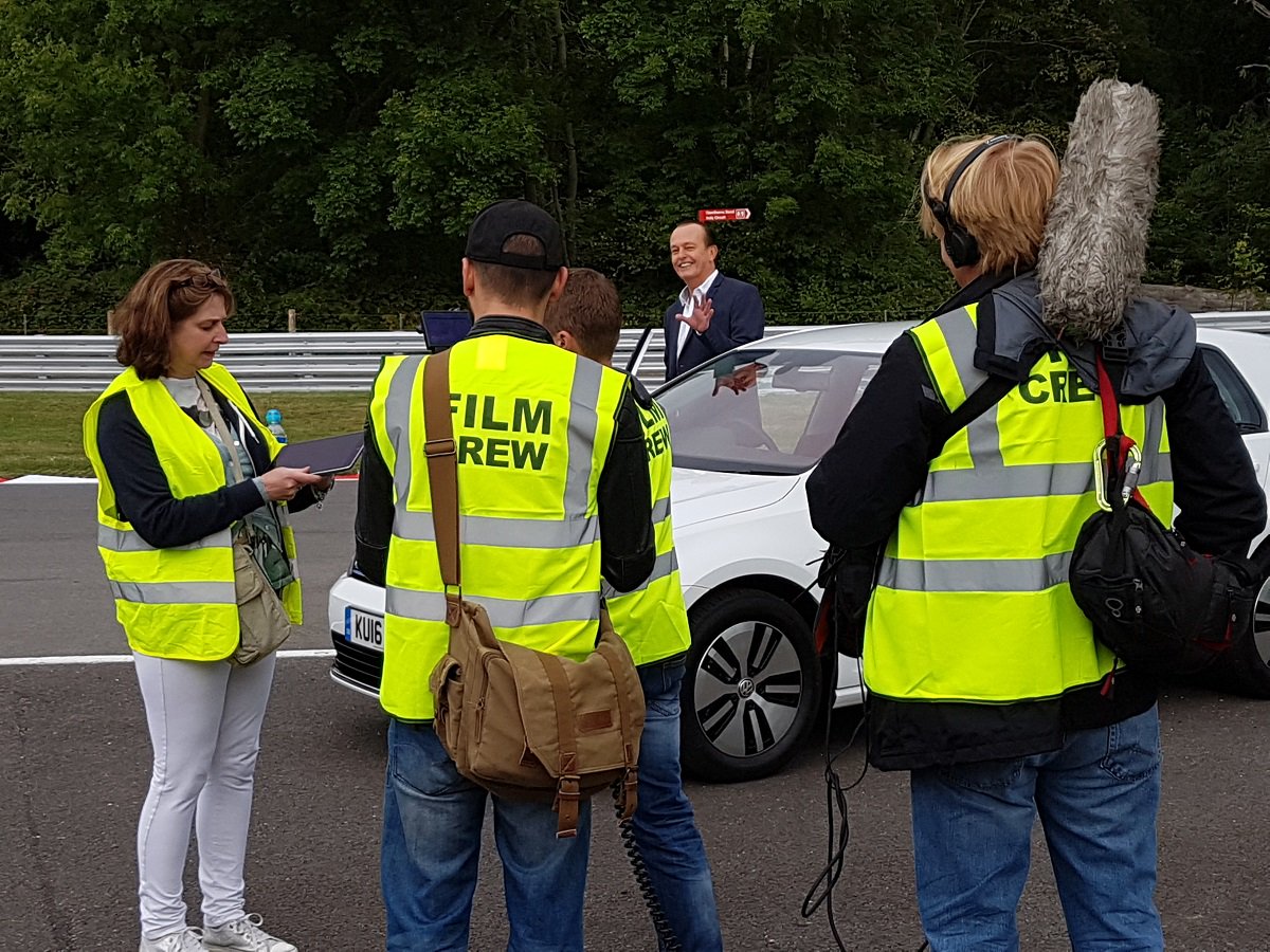 PFPR_Comms's tweet image. Here's a pair you probably didn't expect to see on track together! We're out filming at @Brands_Hatch with @GoUltraLow and @QuentinWillson.