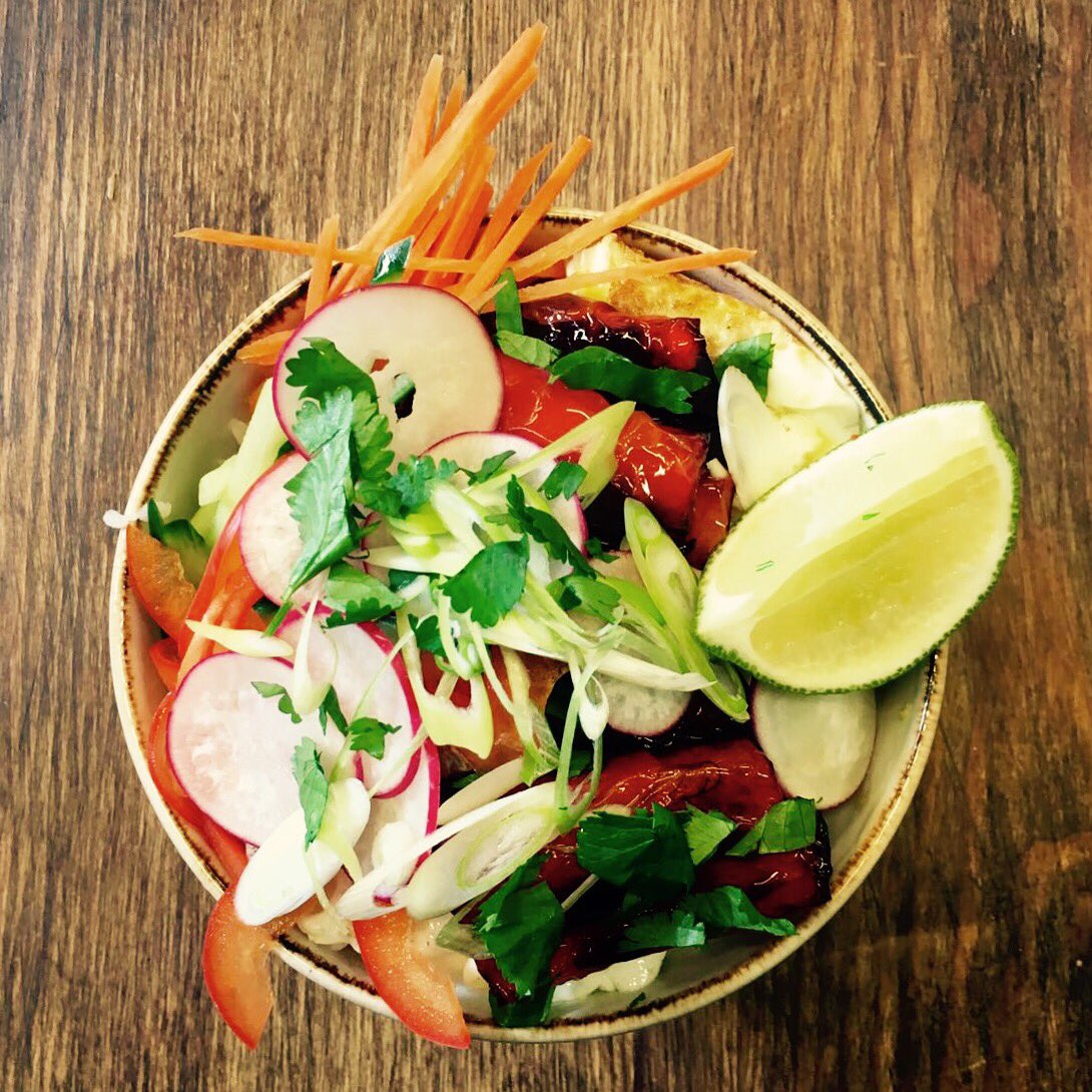 InnovationsFood's tweet photo. Lunch is served! Homemade Bibimbap! https://t.co/PAMOJcrDJx