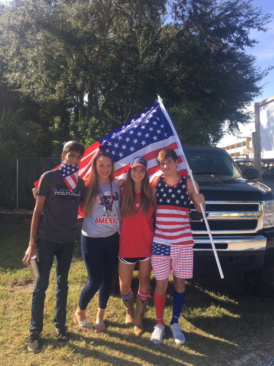 chargerclass17's tweet photo. 🇺🇸🇺🇸🇺🇸🇺🇸🇺🇸 https://t.co/ff5Y8TDpaW