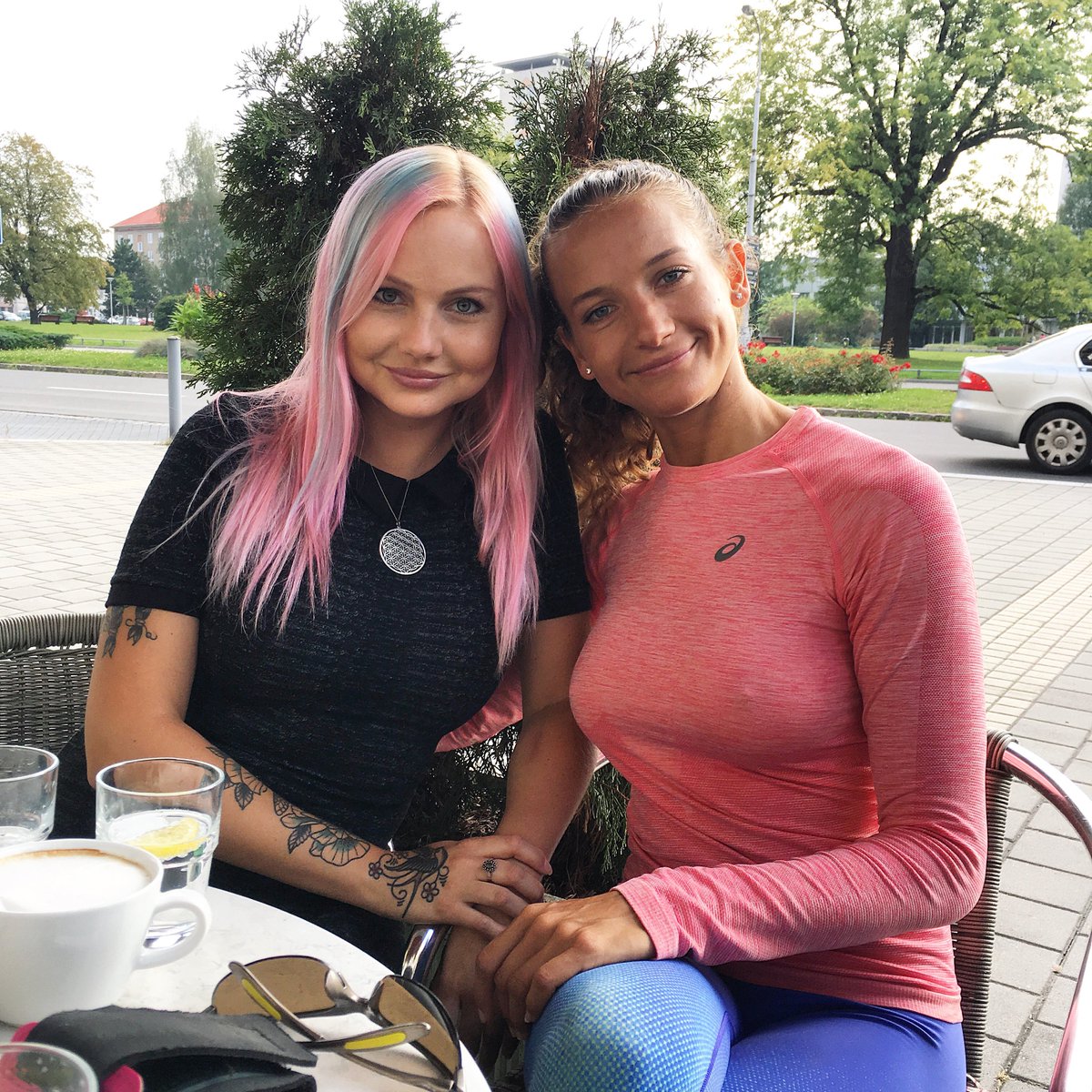 Tristis009's tweet photo. With my beloved sister 💓 https://t.co/TqPr8EecfD