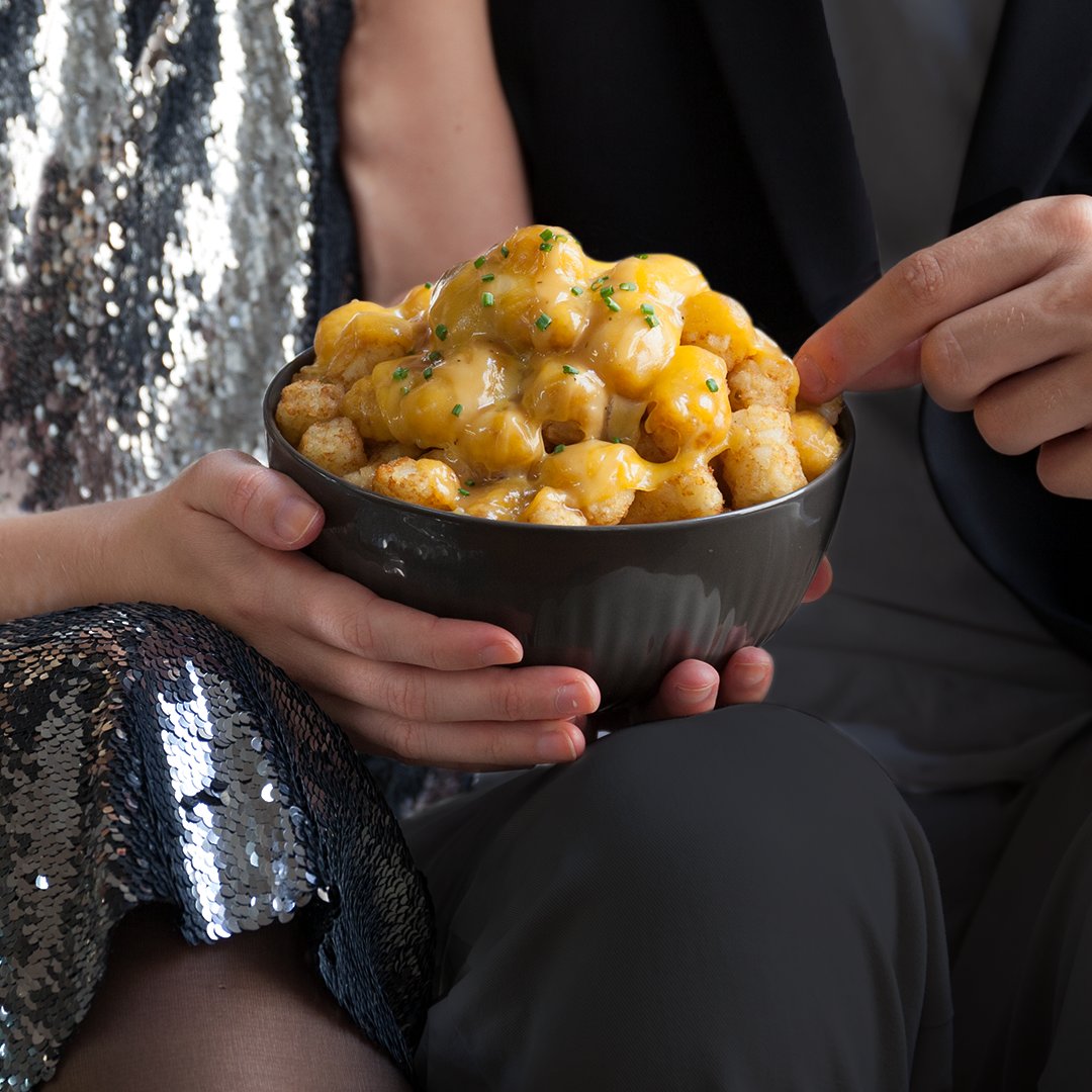 Grubhub's tweet photo. When you were invited to the disco, is this what you had in mind? #DiscoTots https://t.co/ct2023ZlVs