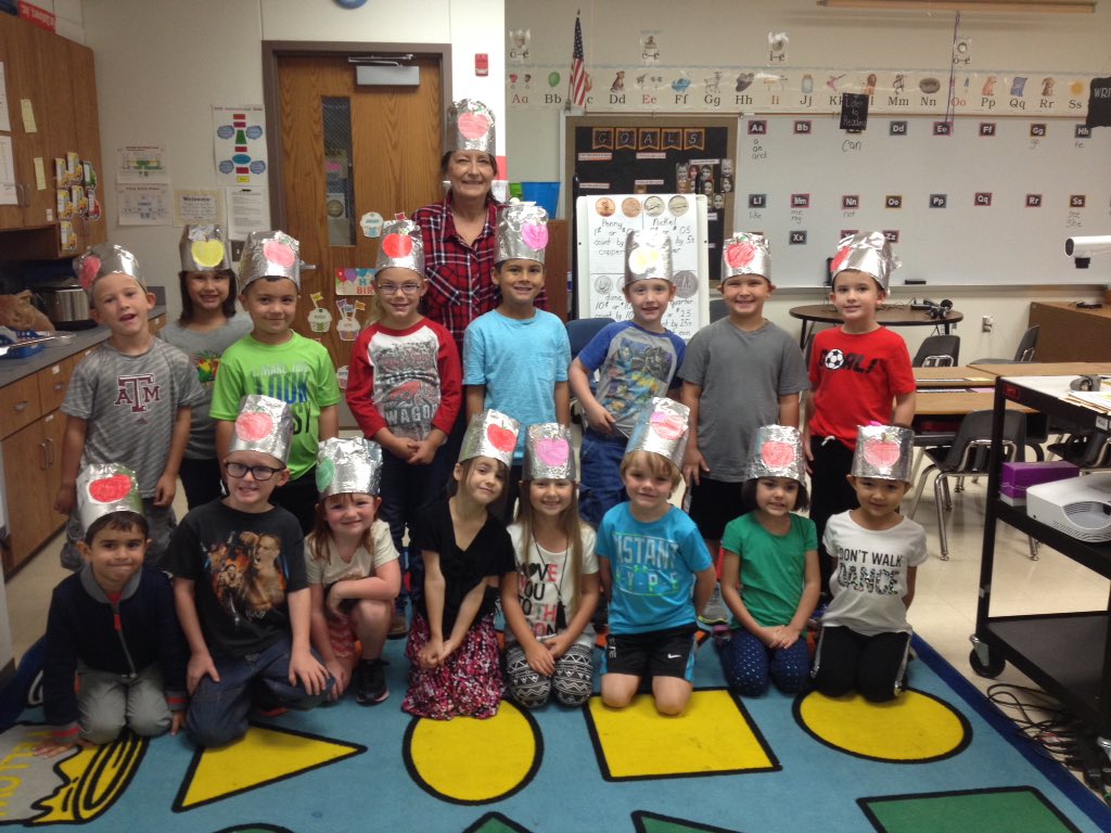 updegro1's tweet photo. HAPPY BIRTHDAY!! Johnny Appleseed https://t.co/uM6aHpSfic