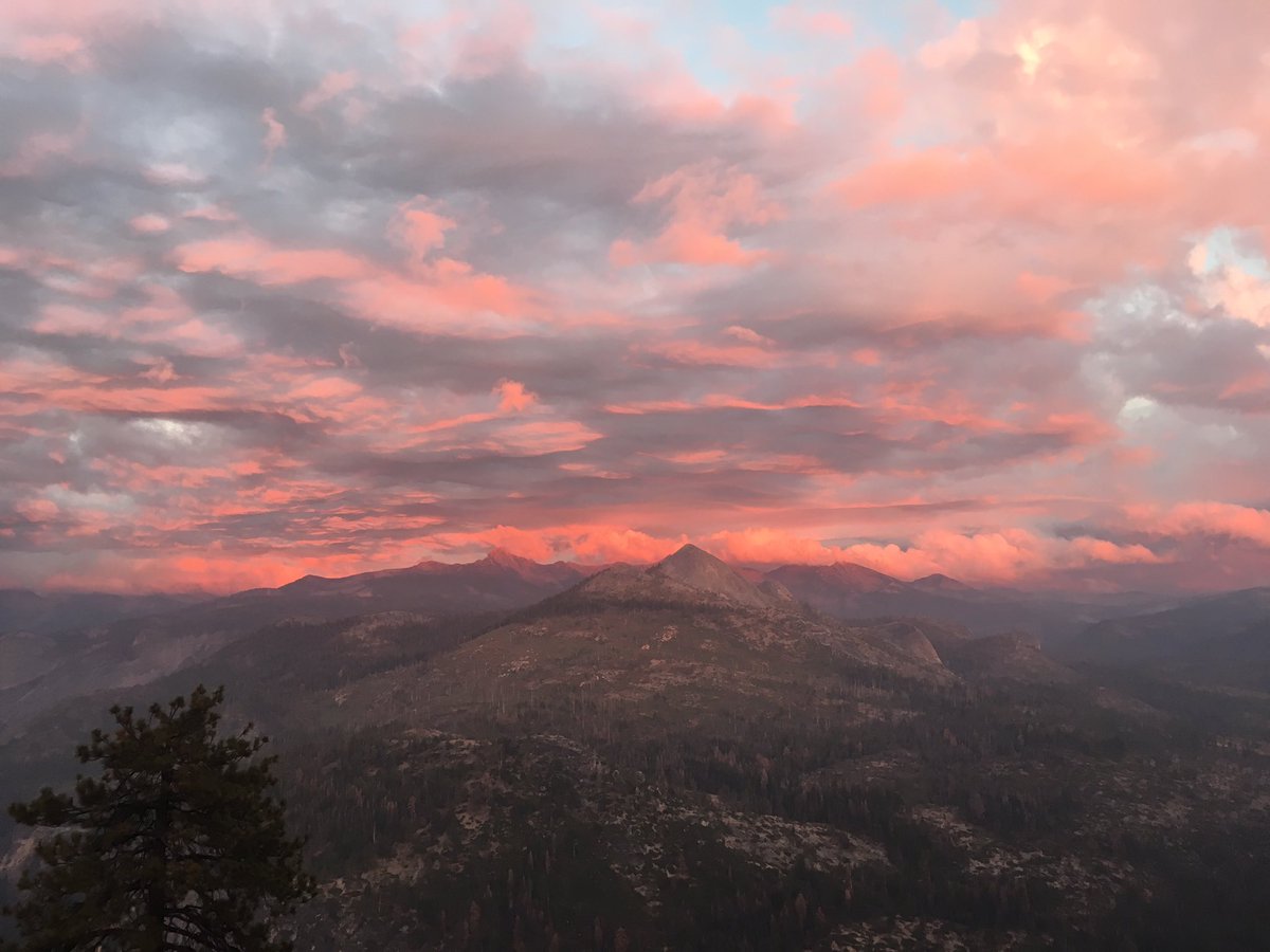 Sunset in Yosemite   #yosemite #sunset #glacierpoint