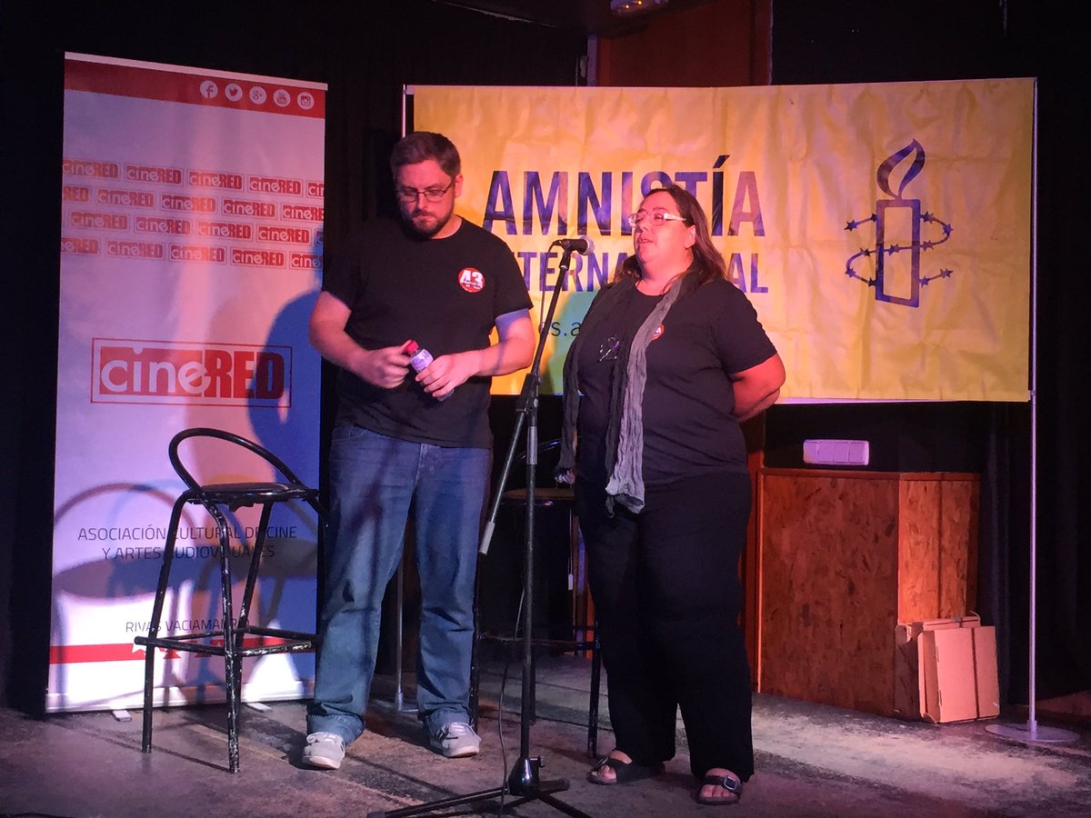 currocorrales's tweet photo. Emotivo homenaje del grupo del Sudeste de @amnistiamadrid en #Rivas a los 43 de Ayotzinapa. Gracias por denunciar la impunidad e injuticia https://t.co/5d4tngBFuR