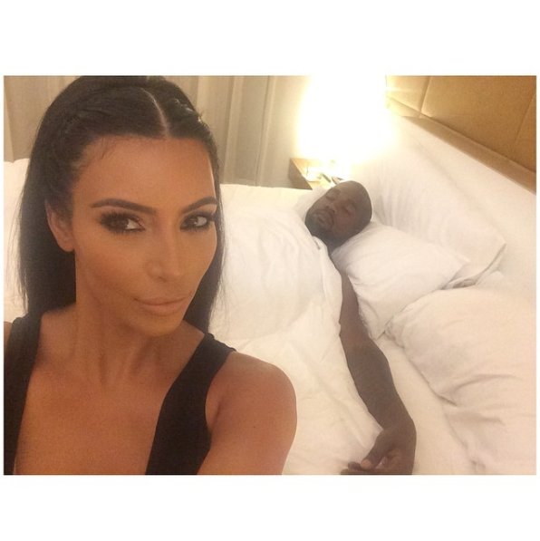 RumorFix's tweet photo. Kim Kardashian coming out with a TELL-ALL book, exposing her family's DIRTY SECRETS https://t.co/yz5sibVepy https://t.co/RKyrb0Oloc