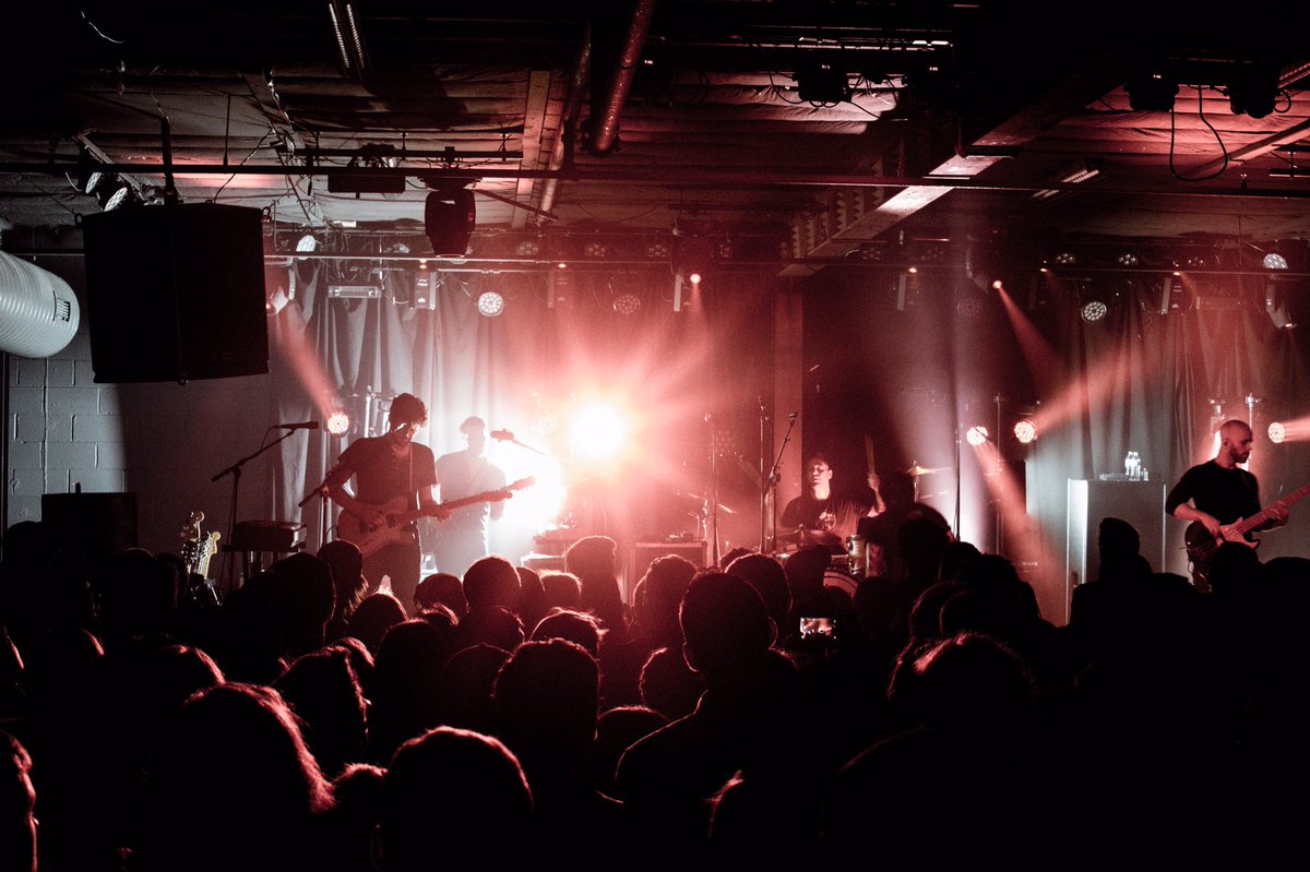 THESTRANGEHOUSE's tweet image. Taking Back Sunday was lit 

"Tidal Wave" out now on @hopelessrecords 

📸: @Jacoboyd