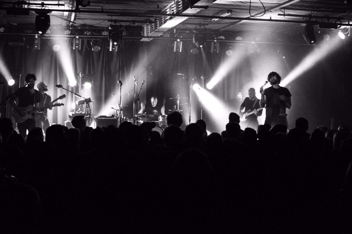 THESTRANGEHOUSE's tweet image. Taking Back Sunday was lit 

"Tidal Wave" out now on @hopelessrecords 

📸: @Jacoboyd