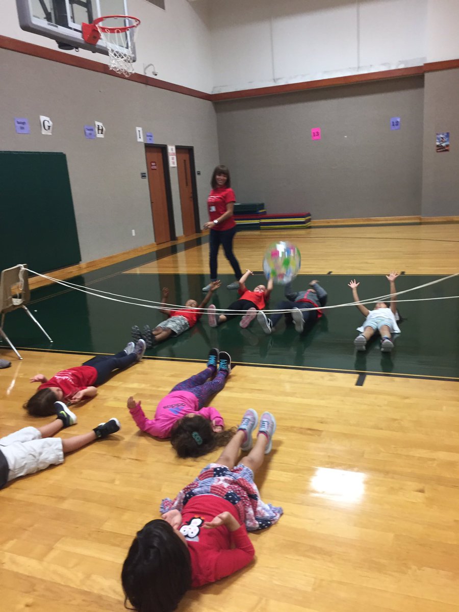 GreenPE21's tweet photo. Celebrate Me Week - Kinders learning about autism, motor impairment, allergies and empathy https://t.co/qrz1rUFIAe
