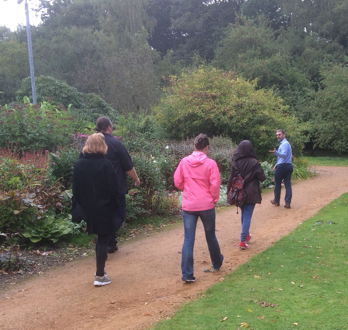 pennymarshwort's tweet photo. The colours of the Harris botanical Garden @UniofReading Learning about the diversity of plants &amp; identification with @BotanyRNG #MScPltDiv https://t.co/grVfxb3D5Q