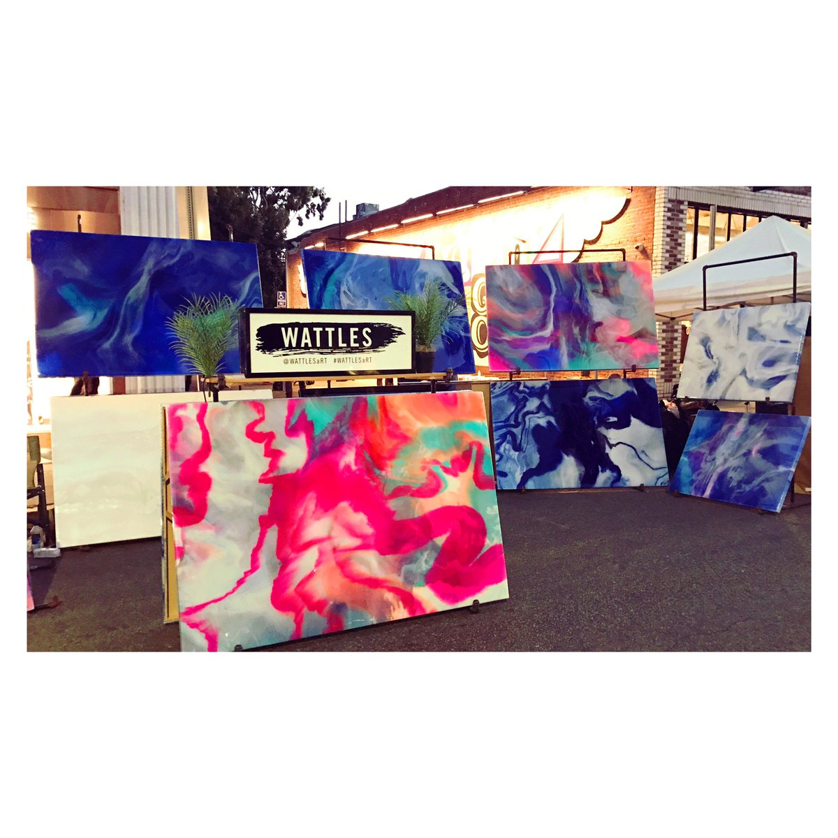 WATTLESaRT's tweet photo. Abbot Kinney Fest was a real good time yesterday. Thx for coming out. #WATTLESaRT #resinart #artresin #resinartist#interiordesign#akfest2016 https://t.co/jcUeKSZNzL