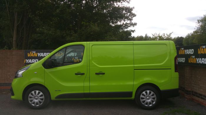 Sunglasses ready!orange or green? <a href="/Bus_Stop_VW/">Bus Stop VW</a> @dubtvans <a href="/Volkswagen_T5/">VW T5</a> <a href="/customvanz/">CustomVanz</a> <a href="/VW_Camper_Forum/">The VW Camper Forum</a> <a href="/ChesterfieldFC/">Chesterfield FC</a>