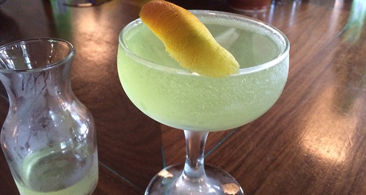 On The Record Episode 81: Milwaukee spirits and cocktail culture
milwaukeerecord.com/podcast/on-the… <a href="/alcoholmanac/">Alcoholmanac</a> <a href="/goodkindbayview/">goodkind</a> <a href="/TwistedPathMKE/">Twisted Path</a>