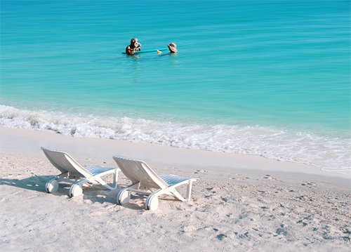 ActivityGuide's tweet photo. It's a Beautiful Day at the Beach
#CaymanIslands #beach #tropics #vacation #oceans https://t.co/YLm8W0mAj7