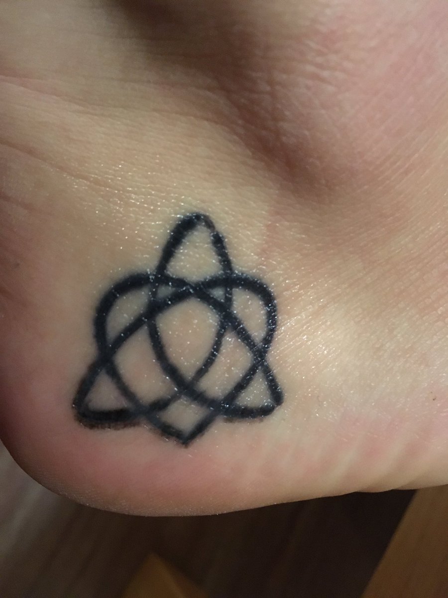 30 Amazing Triquetra Tattoos with Meanings Ideas and Celebrities  Body  Art Guru