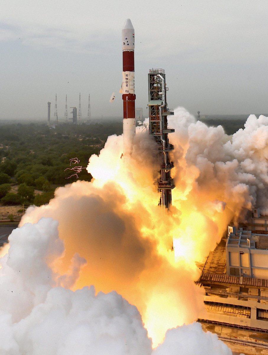 airnewsalerts's tweet photo. Real Photos of @ISRO's #PSLVC35 carrying #SCATSAT1 & 7 other satellites that lifted off in #Sriharikota on Sept 26th
#ISRO https://t.co/mgzfvW5dhh