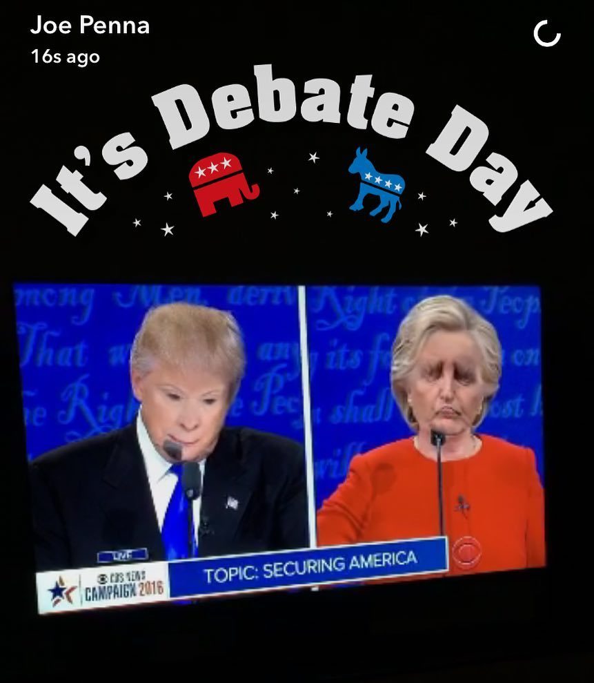 MysteryGuitarM's tweet image. Please don't try to faceswap this debate. ift.tt/2dc42SZ