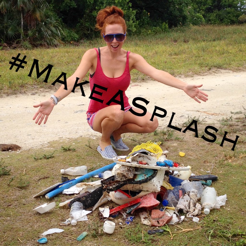 annieguttridge's tweet photo. What are YOU doing to help our oceans?🤔 Show how you #MakeASplash &amp; upload a photo to show you care 💙 Me after a quick #beachclean session 🚯 https://t.co/D2ajo3f8cy