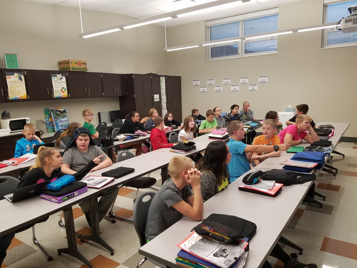 amhamrick1's tweet photo. Last day working on observations and inferences #otsegoknights #ojhs #6thgrscience https://t.co/Xb6KQFC8L6