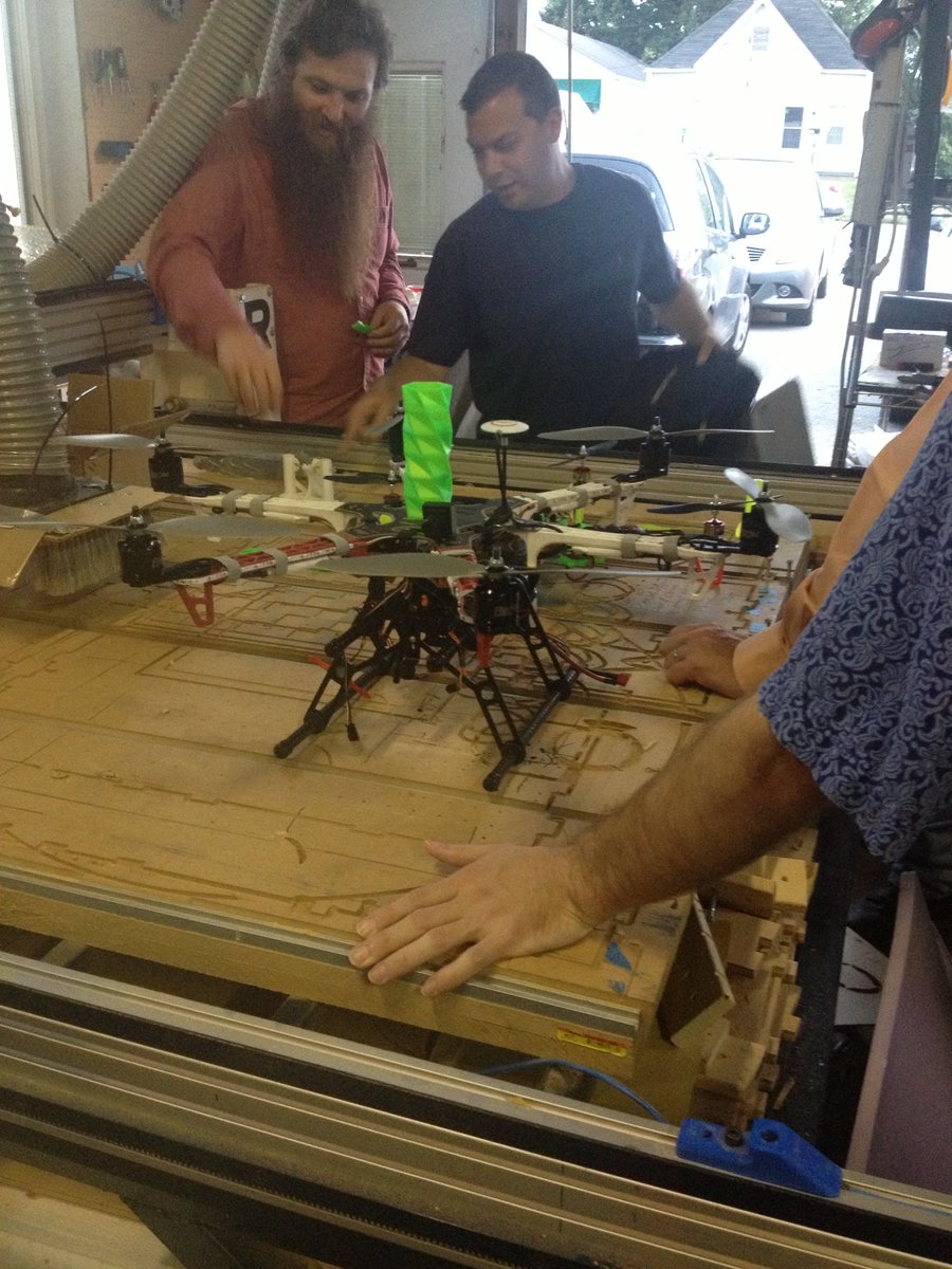 TheLexitron's tweet image. Come out this Thursday at 6:30PM at the @Kre8now and help work on the Lexitron! #gamedevky ow.ly/wPFI304Avi8