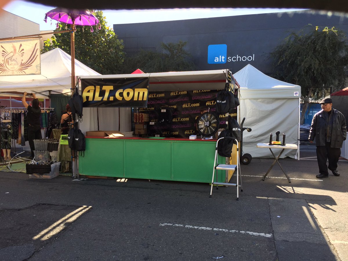 go2alt's tweet photo. The calm before the storm yesterday at #folsomstfair https://t.co/D4Mwf6qec7