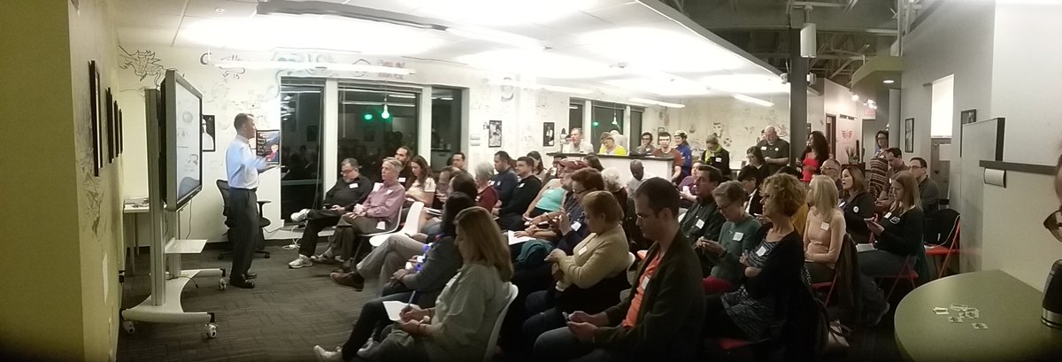startup_now's tweet photo. Watching the debate with @som4hillary and @canopycity here in #Davis #Som4Hillary #debatenight https://t.co/z7rEEMKsLw