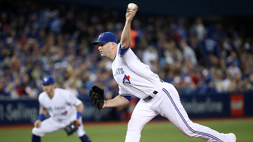 A nice 1-2-3 inning as Happ continues to coast through the game! #OurMoment https://t.co/AQdPYkJRW6