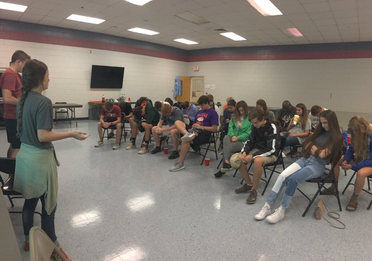 DCHS_FCA1617's tweet image. What an AWESOME first meeting! Help us START A FIRE for Jesus at Davie High School and invite your friends. Next Monday (10/3) 7:30-8:15 pm