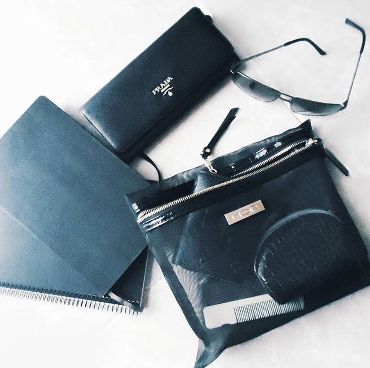 MOR_AUSTRALIA's tweet photo. Back to black basics via @acareergirl featuring our Destination Style Melbourne Cosmetic Trio. 
 
#MORAustralia https://t.co/KzdmgfPoPD