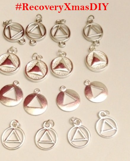 sfRecoveryGifts's tweet photo. Create Amazing Sponsor &amp; Sponsee Gifts for the Holidays #Recovery, #DiyGifts, #AlcoholicsAnonymous, #NarcoticsAnonymous https://t.co/WGc5tcRlo4