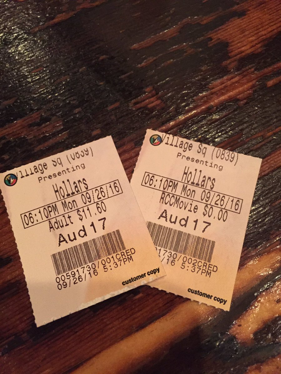 LVRaven12's tweet photo. So worth the wait. #TheHollars was an emotional masterpiece. Thank you @johnkrasinski for making such a wonderful film. https://t.co/pAv6hoLviQ