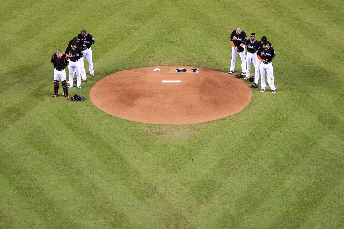 .Marlins pay their respects to the amazing José Fernández.

Full tribute: atmlb.com/2d1RUro #JDF16