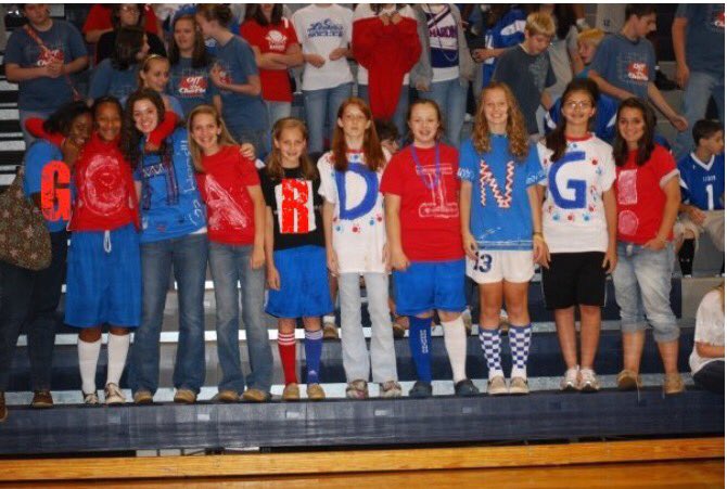 lexieezell's tweet image. we had to be very #hardingstrong to make it through middle school :'-)