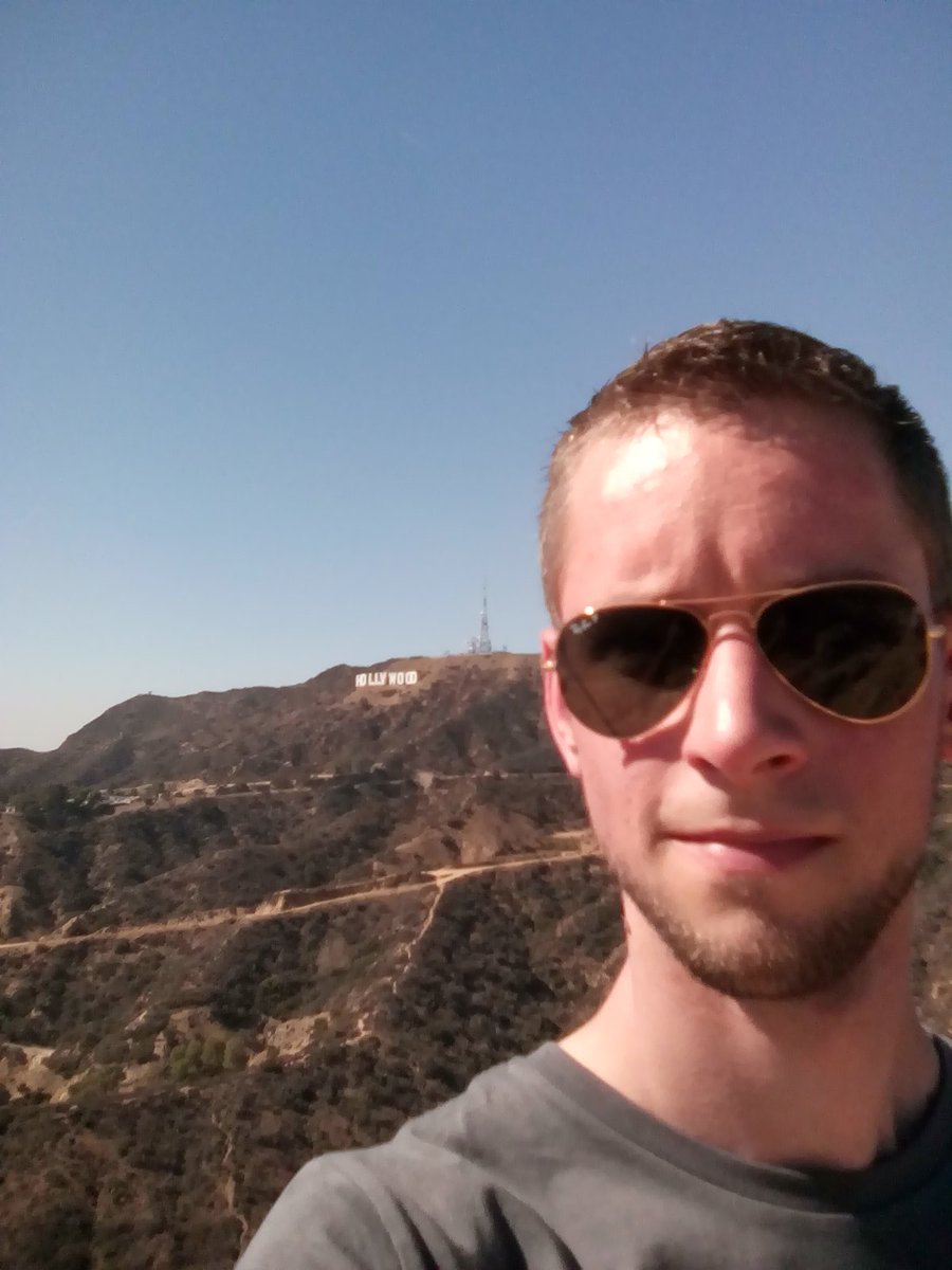 Kirby886's tweet photo. Los Angeles and especially Santa Monica are awesome! <3 #Hollywood #SantaMonica #KaleyCuoco #WalkOfFame #CaptainInAmerica https://t.co/0rDpdeoFDf