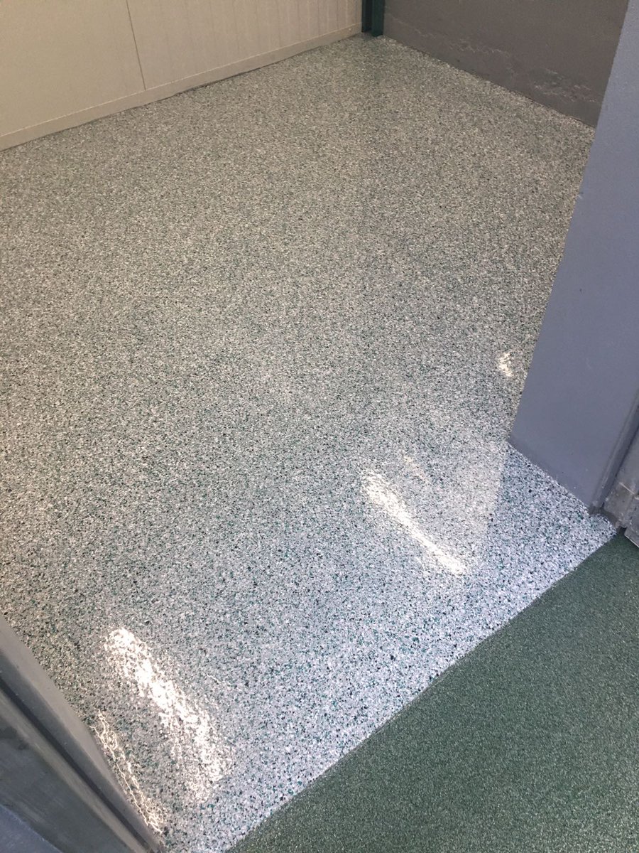 PiersmaV's tweet image. Nieuwbouw #GEA #melkrobot van familie Nollen in @Albergen_NL voorzien van #diba vloer &amp;amp; wandsysteem i.s.m @StegginkBouw