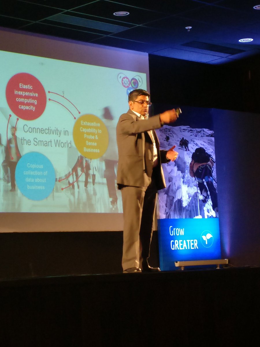 tosh255's tweet image. Helping our customers GROW greater @balaji_t_s  presenting at networkservicesconclave2016 #TechMNetworks @tech_mahindra