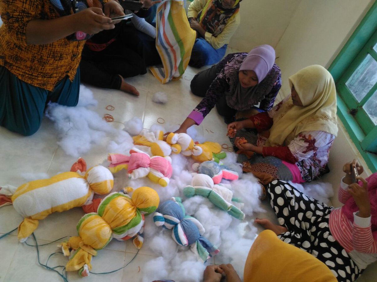 Pelatihan Kader Posyandu di Kecamatan Kadur Kabupaten Pamekasan