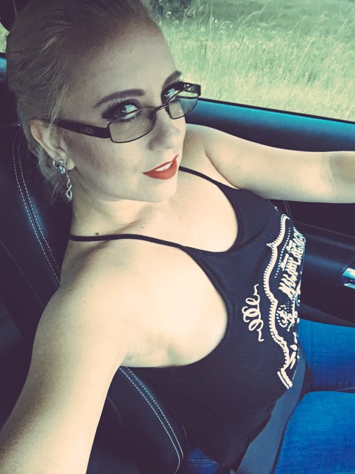 Heading to take the #mustang in for some maintenance. Wonder if they'll notice I'm #braless https://t<a href="/tag/mustang"class="tags">#mustang</a><a href="/tag/braless"class="tags"><span>#braless</span></a>