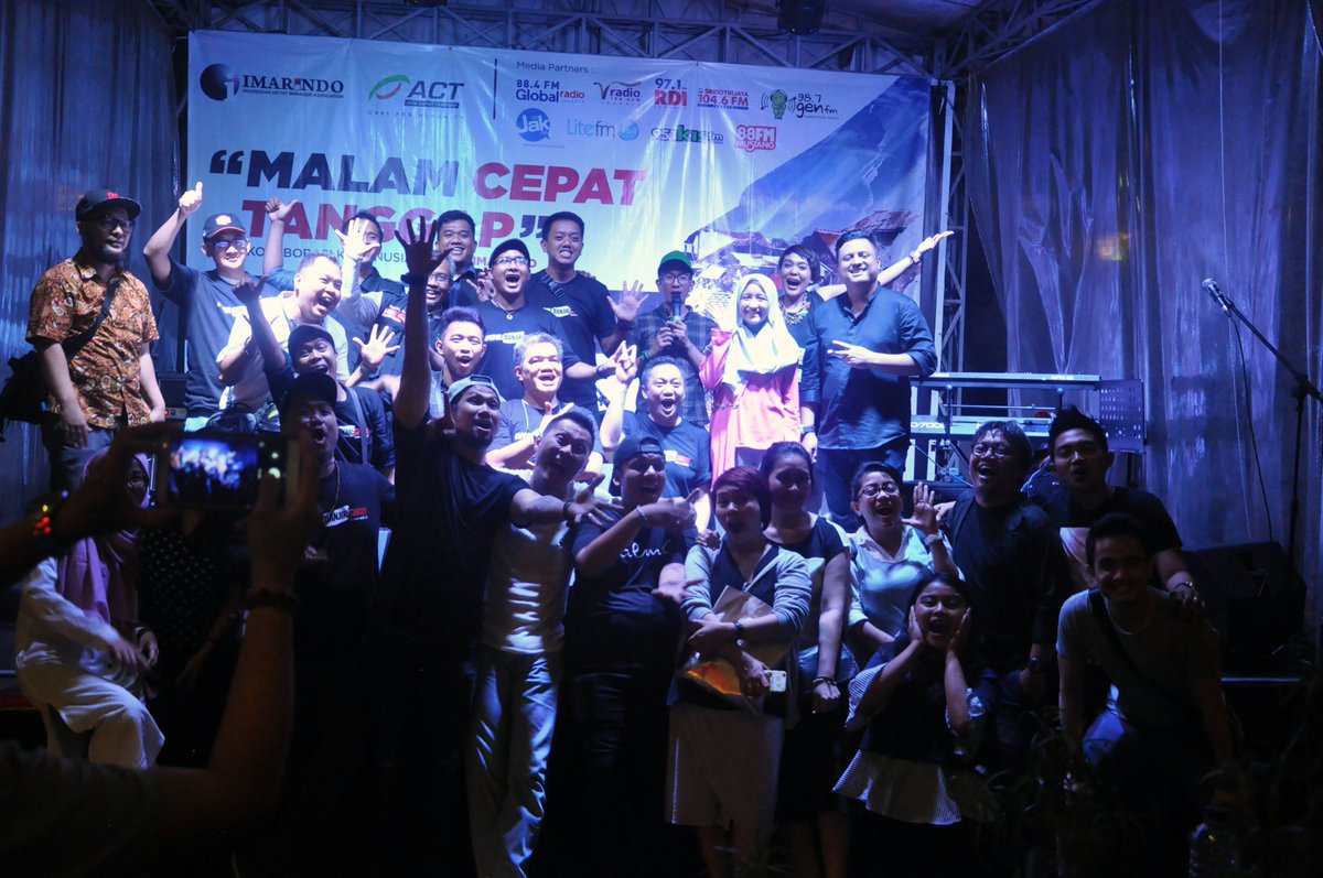 mmusic_label's tweet photo. @imarindo @ELLino_Edie Malam cepat tanggap Untuk Banjir Garut dan Sumedang https://t.co/2mL9jmhsj0