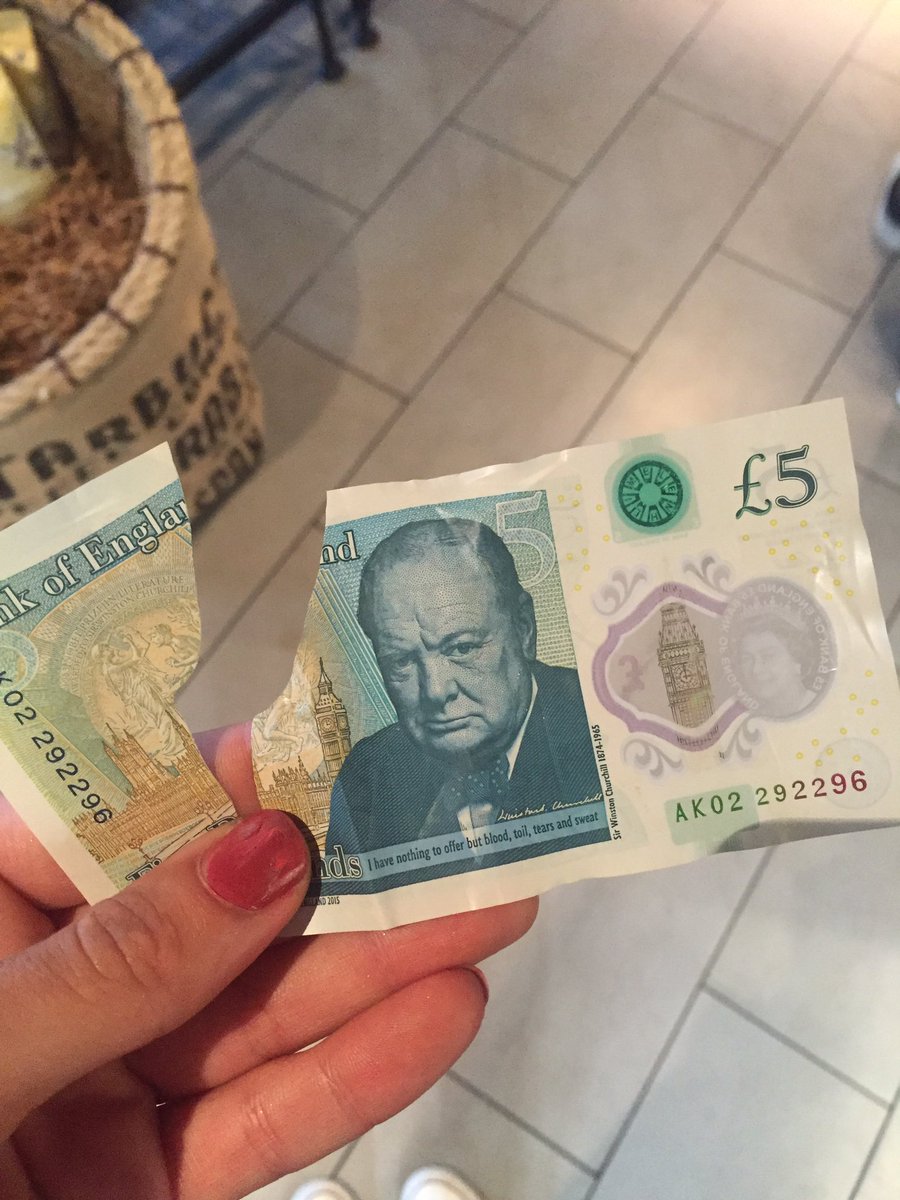 ceejayspencerb's tweet image. So you can rip the new £5 note 😳 #newfivepoundnote #youcanripit