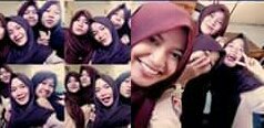 IndhaFebriana's tweet photo. BFF, @sriyuliani @Wiwi @Auni https://t.co/fCISuxv2eT