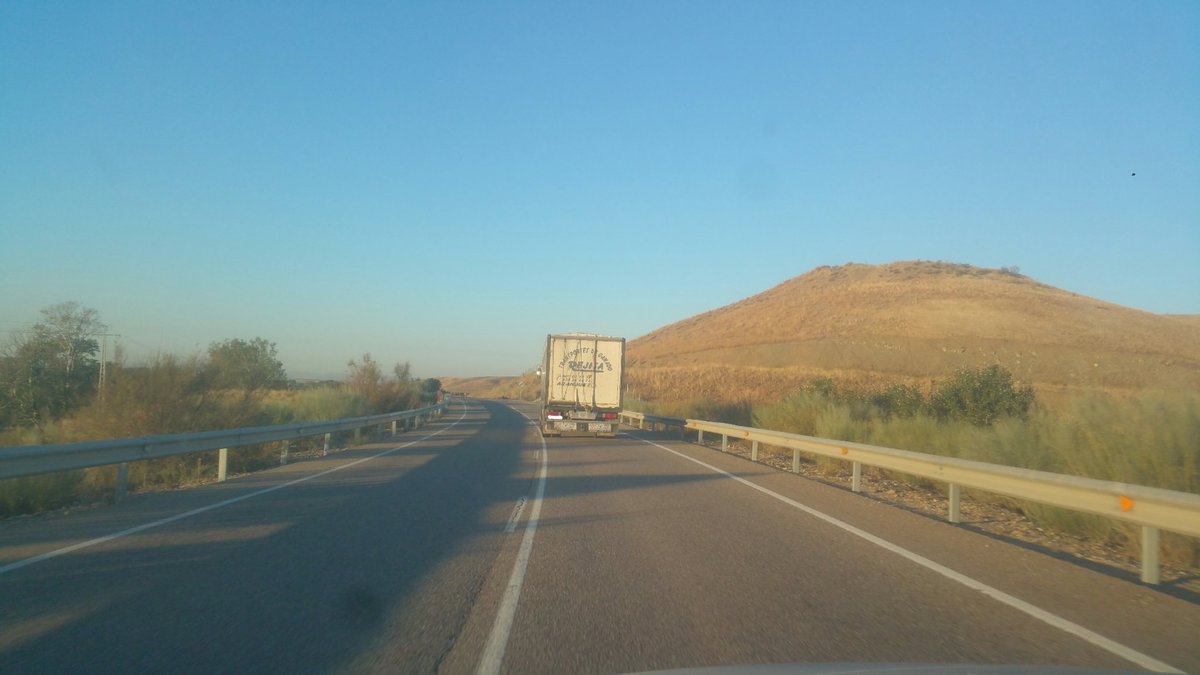 JM_TRANS_TOROS's tweet photo. De  camino a #Pantoja con los #Toros de el #Encierro y #ConcursoDeRecortes de @visiontaurina https://t.co/xiTFNPvcuZ