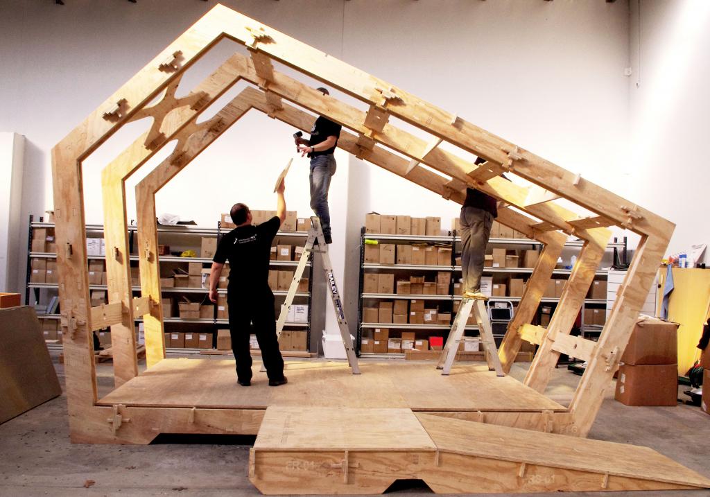 thisisnode's tweet image. In our latest blog, @JamesCox94 discusses future housing models #TuesdayMotivation #thisisnode thisisnode.com/2016/09/16/wha…

🏠🏠🏠