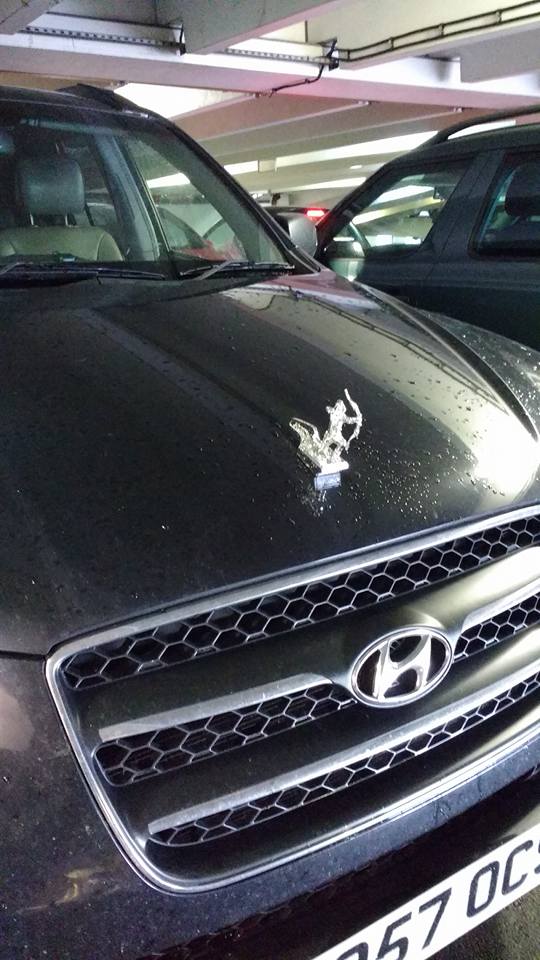 No idea what the chuff this is supposed to be on this Hyundai in an ASDA in Winsford, Cheshire. Horrendous