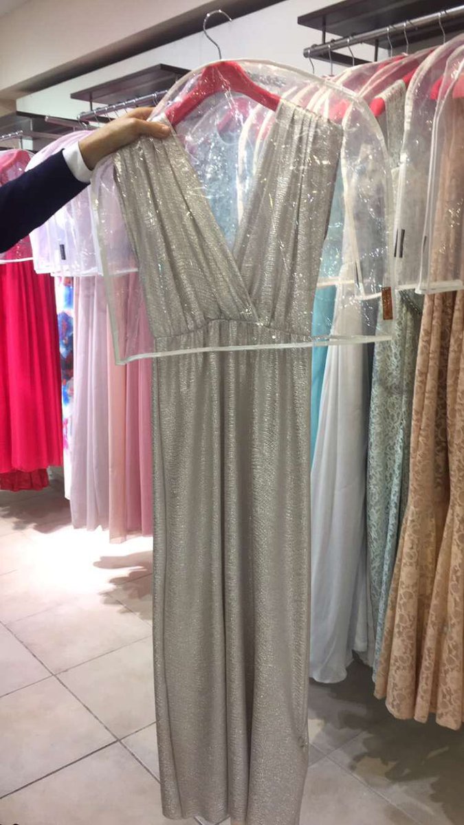 RSVPMagazine's tweet photo. We are LOVING the new look @PAMELA_SCOTT store on Grafton Street!! 😍👗👠 #makeeveryoutfitcount https://t.co/yCzlnOKAXh