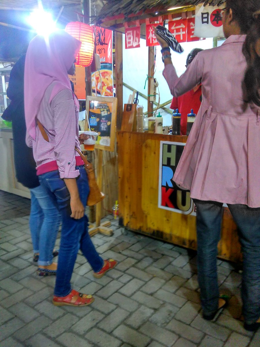 Food fast the Park mall